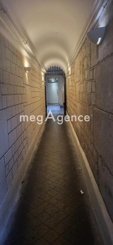 Appartement à PARIS 2E ARRONDISSEMENT, 75002 - 2 pièces 52m²