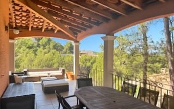 Maison à vendre    6 pièces •  Beaucaire