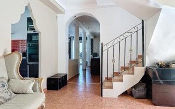 Maison à vendre    6 pièces •  Beaucaire