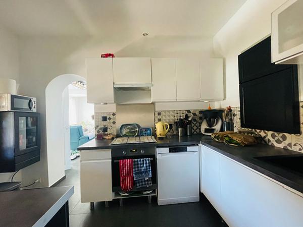 Maison Lavera 4 pièce(s)  + Studio Indépendant