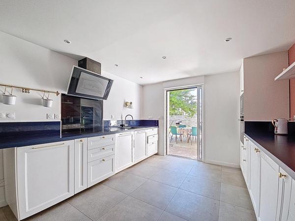 Grande villa familiale de 178 m² – 7 chambres – Terrain clos de 600 m² – Proche commodités