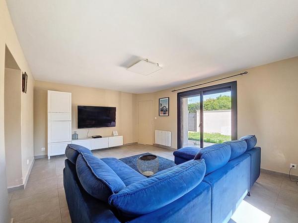 Grande villa familiale de 178 m² – 7 chambres – Terrain clos de 600 m² – Proche commodités