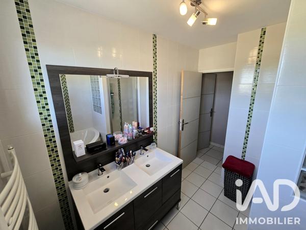 Maison à vendre 4 pièces 116 m² Naintré