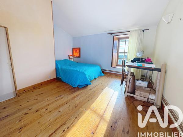 Maison à vendre 4 pièces 190 m² Saint-Aubin-le-Cloud