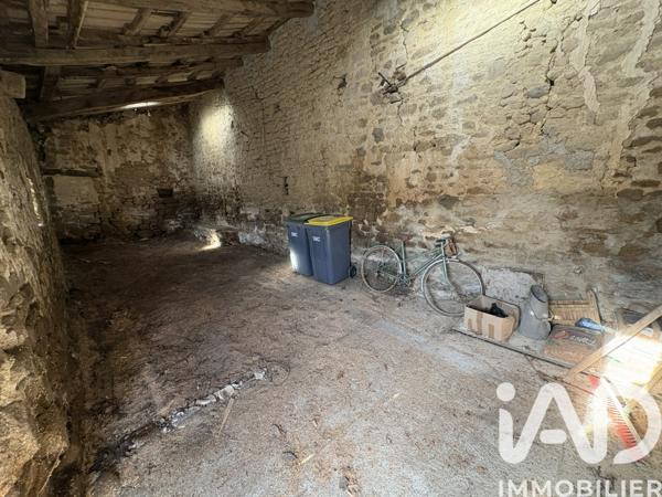 Maison à vendre 4 pièces 190 m² Saint-Aubin-le-Cloud