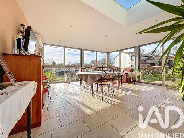 Maison à vendre 4 pièces 190 m² Saint-Aubin-le-Cloud