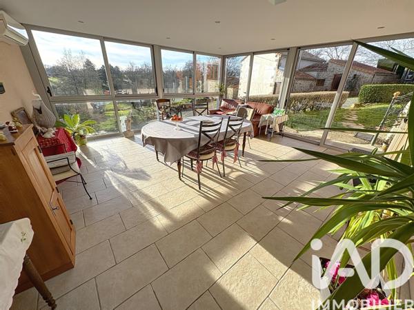 Maison à vendre 4 pièces 190 m² Saint-Aubin-le-Cloud
