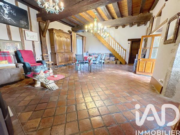 Maison à vendre 4 pièces 190 m² Saint-Aubin-le-Cloud