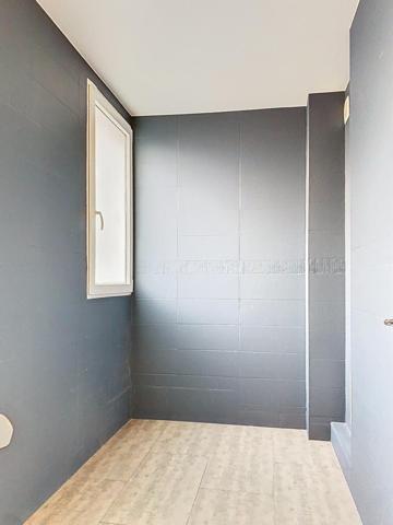 Appartement lumineux 4 pièces, 3 chambres, 76m2. Petit Balcon