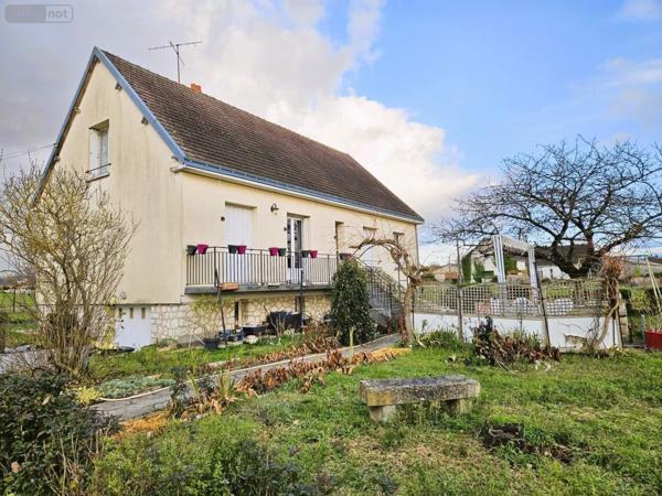 Maison à vendre à Saint-Martin-le-Beau dans l'Indre-et-Loire (37270), ref : 013/1484 MONTLOUIS SUR LOIRE