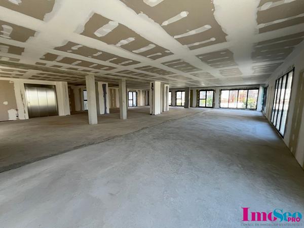 Bureaux à VENDRE