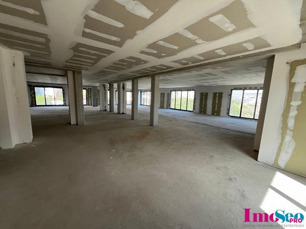 Bureaux à VENDRE