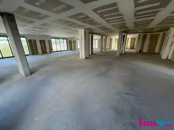 Bureaux à VENDRE
