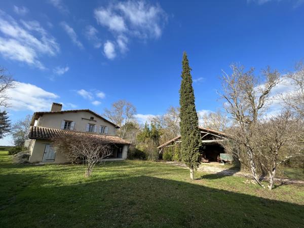 Mauvezin (32120) Propriété 200m² - 5 chambres - Dépendances - Vue Pyrénées