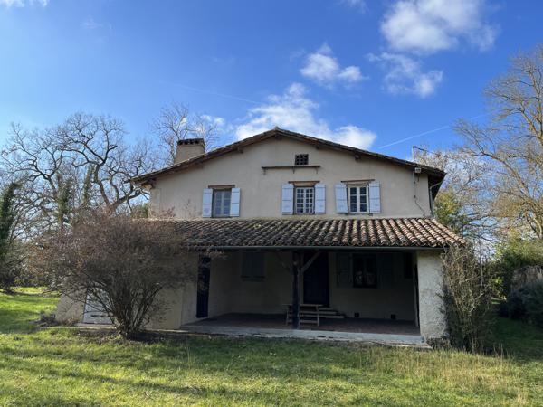 Mauvezin (32120) Propriété 200m² - 5 chambres - Dépendances - Vue Pyrénées