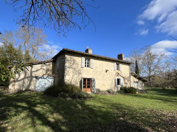 Mauvezin (32120) Propriété 200m² - 5 chambres - Dépendances - Vue Pyrénées