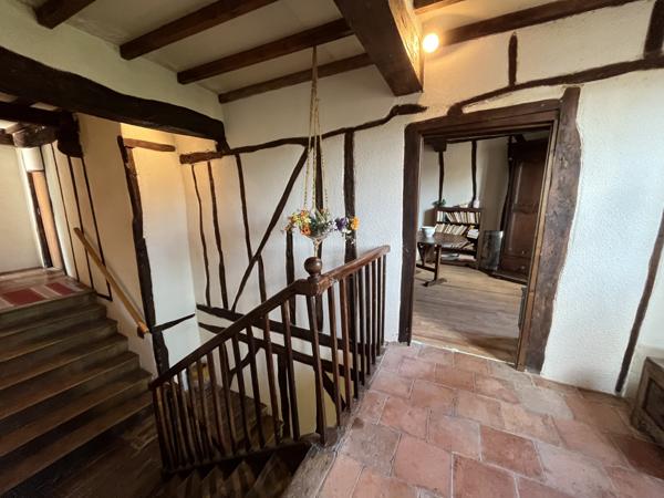 Mauvezin (32120) Propriété 200m² - 5 chambres - Dépendances - Vue Pyrénées