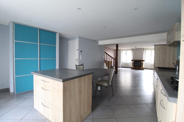 Massals (81250) Maison de Type 4 - 96 m² avec sous-sol total et dépendance aménageable sur 2 niveaux