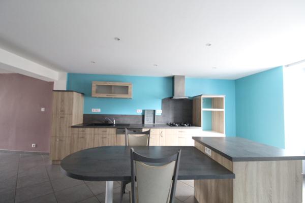 Massals (81250) Maison de Type 4 - 96 m² avec sous-sol total et dépendance aménageable sur 2 niveaux