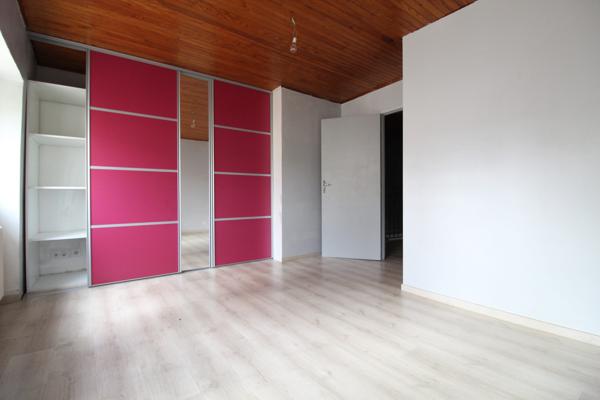 Massals (81250) Maison de Type 4 - 96 m² avec sous-sol total et dépendance aménageable sur 2 niveaux