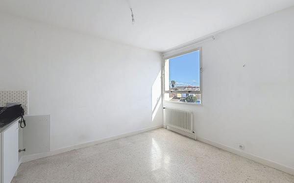 Appartement à vendre    1 pièce • 42,18 m2 Lunel