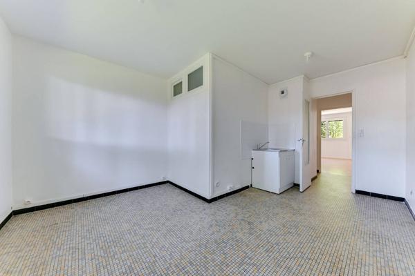 Appartement 3 pièces 69 m² SAINT PRIEST