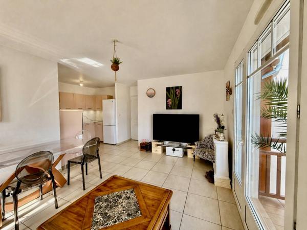 Appartement deux chambres à 200 m de la plage et proche centre ville Arcachon