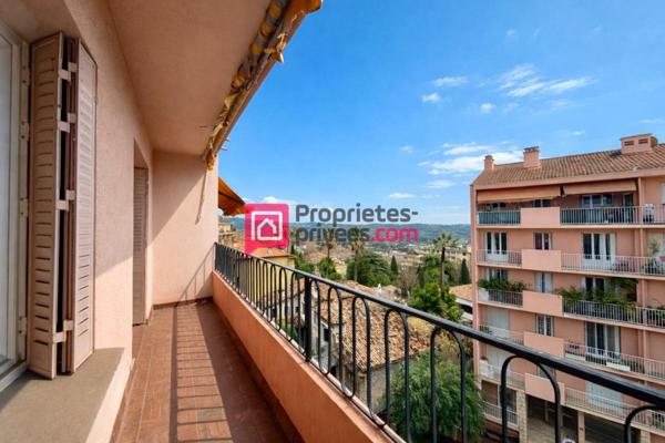 Appartement traversant Grasse Carnot 3 pièces 75 m2 deux extérieurs
