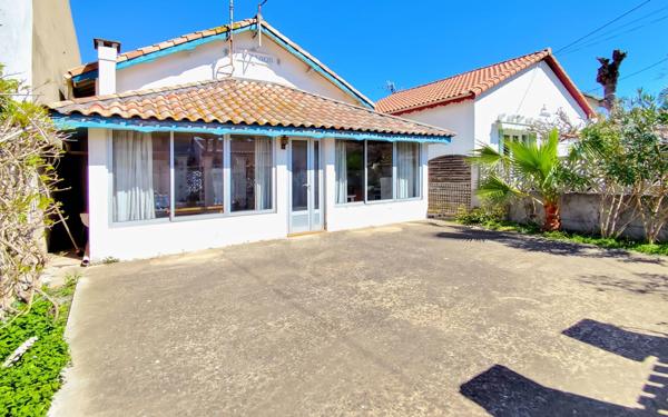 Maison à vendre    4 pièces •  Agde