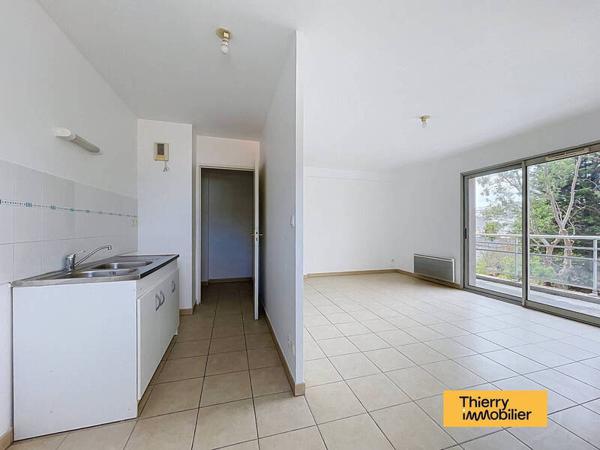 Appartement 3 pièces                                        - 44600 Saint-Nazaire - Centre Réf : 131067