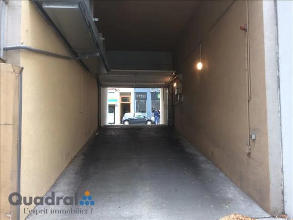 Parking / Box à louer à Lyon (69006)