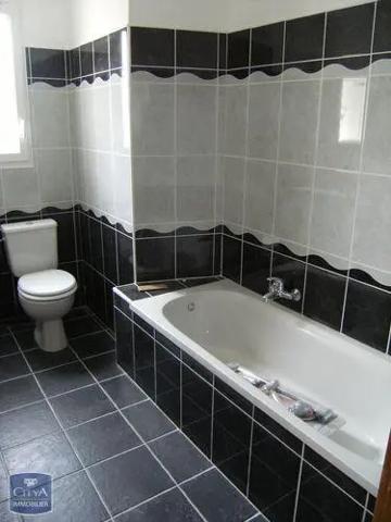 Maison à louer 6 pièces 104.9m²