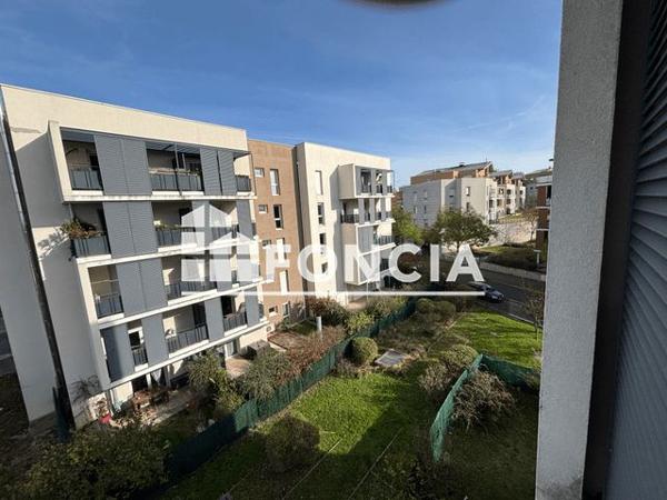 À vendre Appartement 2 pièces 45.79 m² - Décines-charpieu 69150