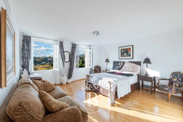Grasse, Villa 6 Chambres -  400 m² à vendre