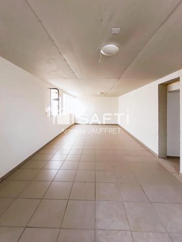 Inexistant dans le secteur maison 190m² à terminer