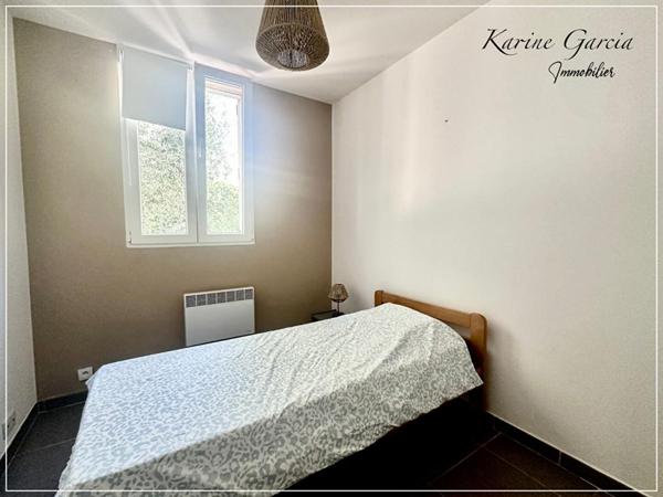 EMPLACEMENT PRIVILEGIE A PROXIMITE DE LA MER - A 5 MINUTES A PIED DU FORT BALAGUIER  LA SEYNE SUR MER - AU CALME ABSOLU  - MAISON  4 PIECES  70 m2 - TERRAIN 645 M²