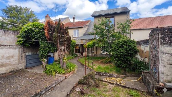 MAISON A RENOVER-QUARTIER OUEST