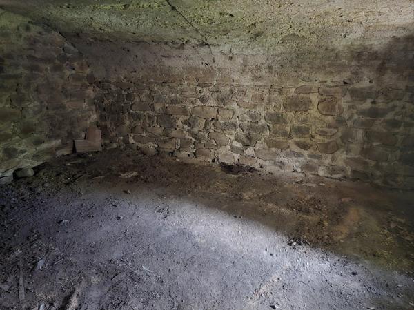 Vente                                                      Ferme
                        
                     2 pièces                      280 m2                     à Chavaniac-Lafayette