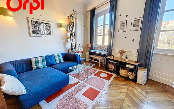 Appartement à vendre    3 pièces • 65 m2 Lyon 1