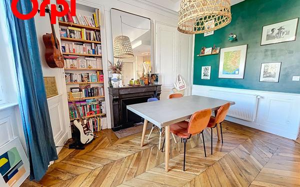Appartement à vendre    3 pièces • 65 m2 Lyon 1