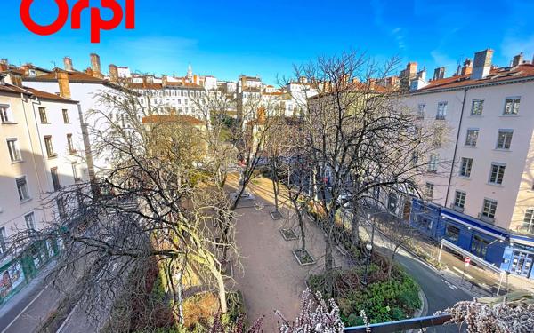Appartement à vendre    3 pièces • 65 m2 Lyon 1