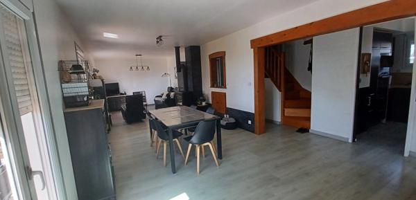 Maison à vendre 5 pièces, sous-sol, deux terrasses, jardin clos à GODERVILLE (76)