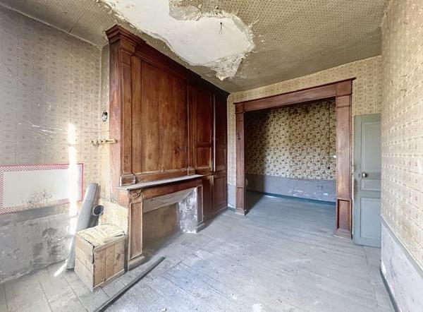 Immeuble 50 000 € Laroquebrou 450 m² DPE