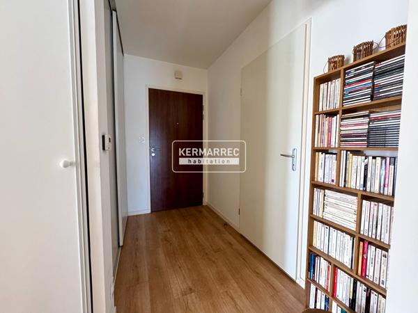 Appartement 3 pièces – 63 m² environ à Séné (ref : 100878-AV)