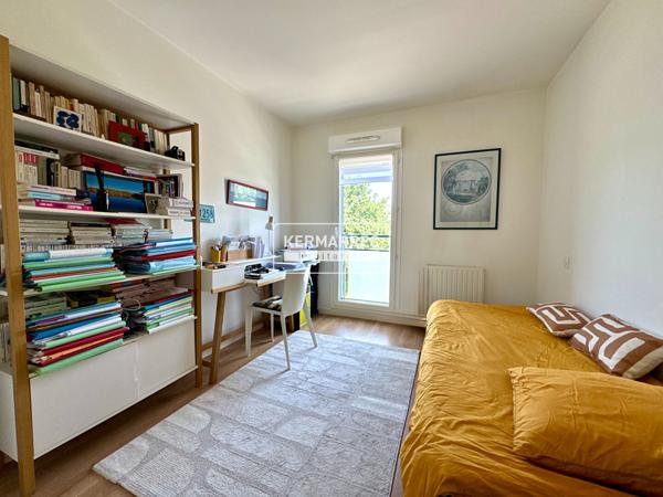 Appartement 3 pièces – 63 m² environ à Séné (ref : 100878-AV)