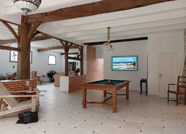 Maison à vendre    7 pièces •  Saint-Martin-de-Hinx