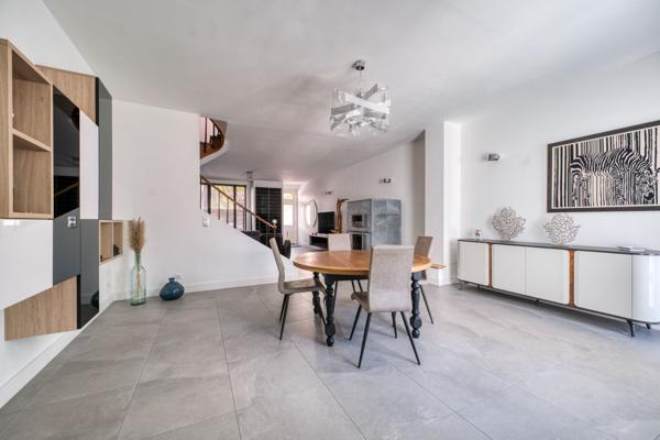 Vente Maison de luxe Royan 6 Pièces 150 m²
