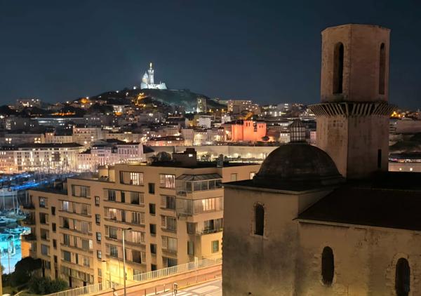 Marseille (13002) Superbe T4 vue sur le port