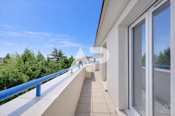 Appartement Rueil Malmaison 5 pièce(s) 109.70 m2 €945 000 ** - Référence 19806