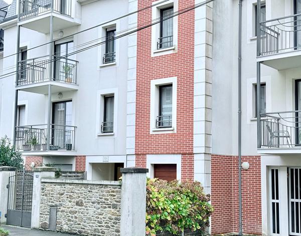 Appartement 4 pièces – 96 m² environ à Saint-Malo (ref : 39708)
